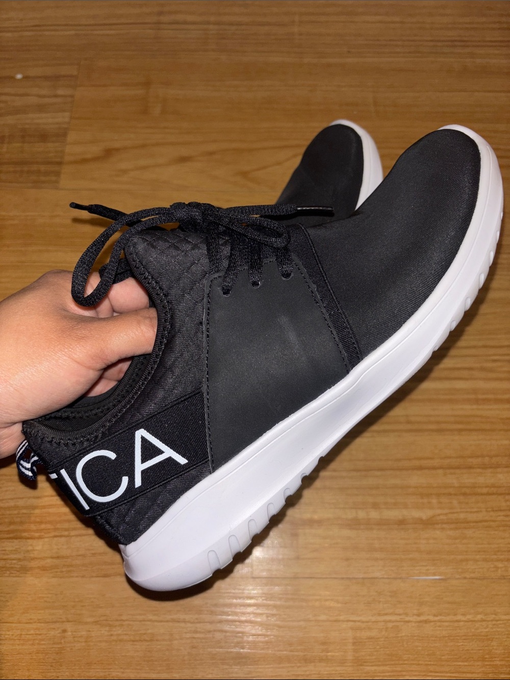 Nautica Black and White Lightweight Women's Sneakers